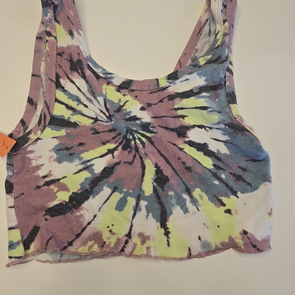 Colsie Tops - Colsie Multicolor Tie-Dye Crop Top